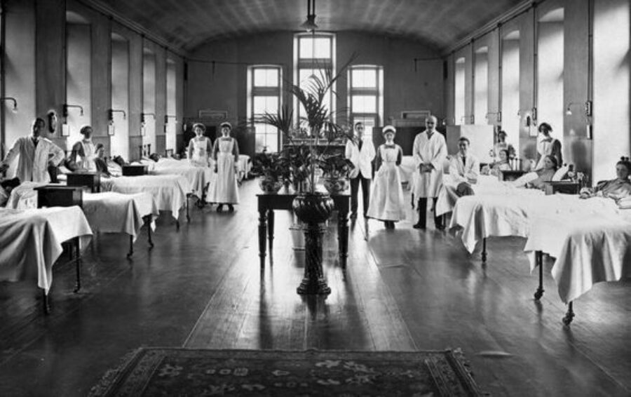 1917 Caption Female ward 15 on the top floor of Edinburgh Royal Infirmary