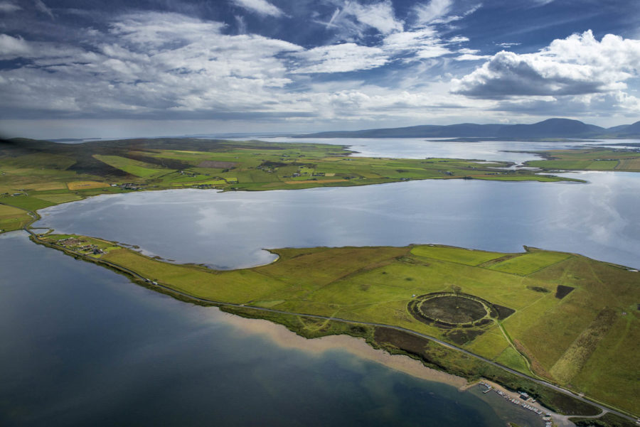 Ness of Brodgar from the air, showing the sea on both sides, and the stone circle. Photograph by Jim Richardson