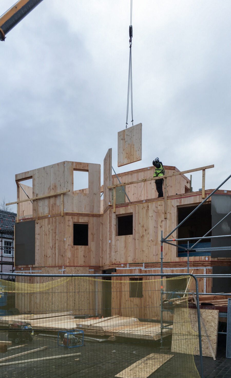 Image of CLT assembly on site at Simon Square